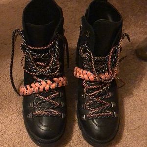 GENTLY USED ✨Schutz Lug boots